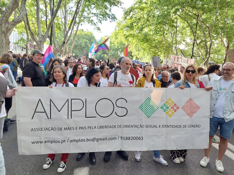 AMPLOS